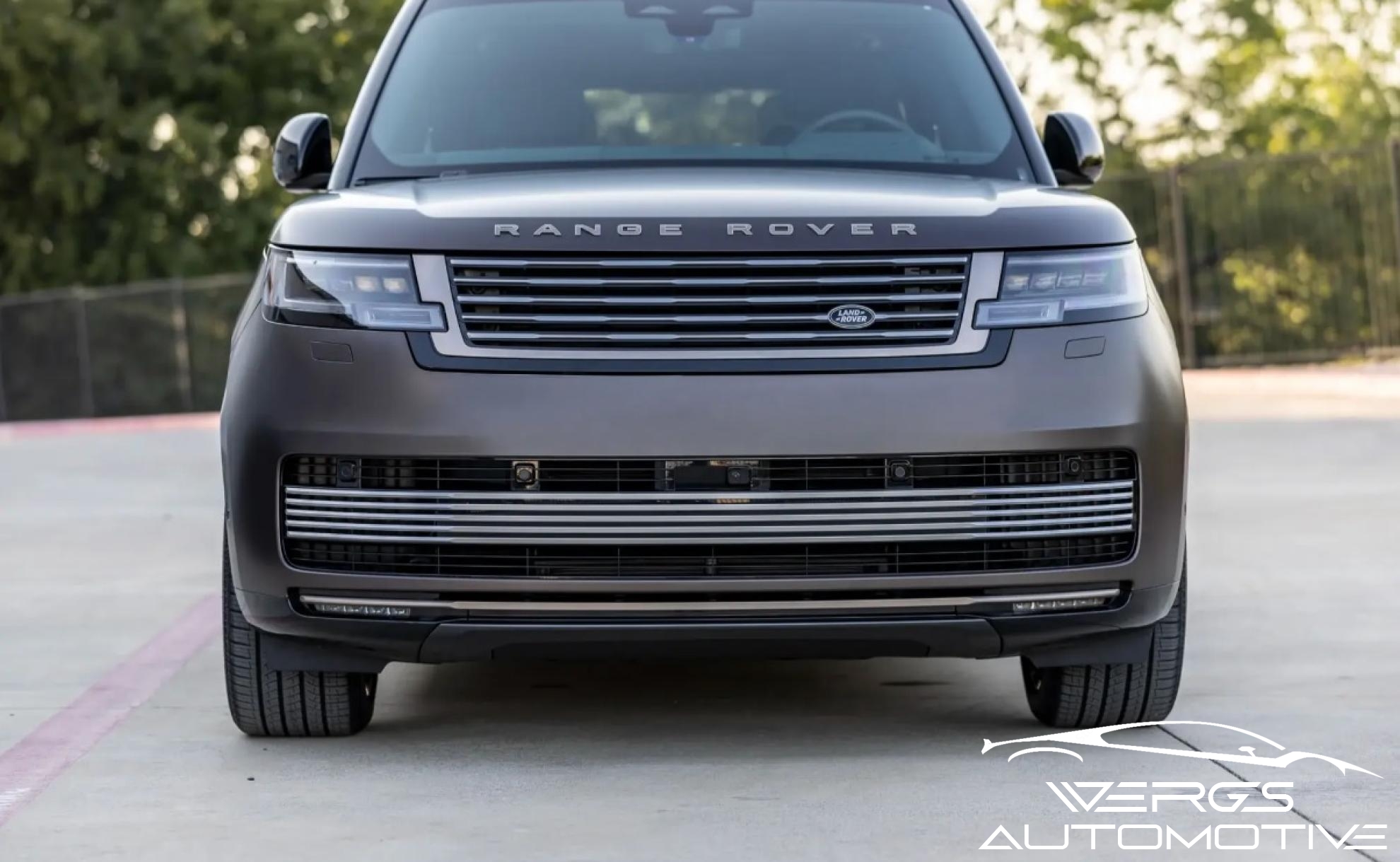 2025 Land Rover Range Rover SV Serenity