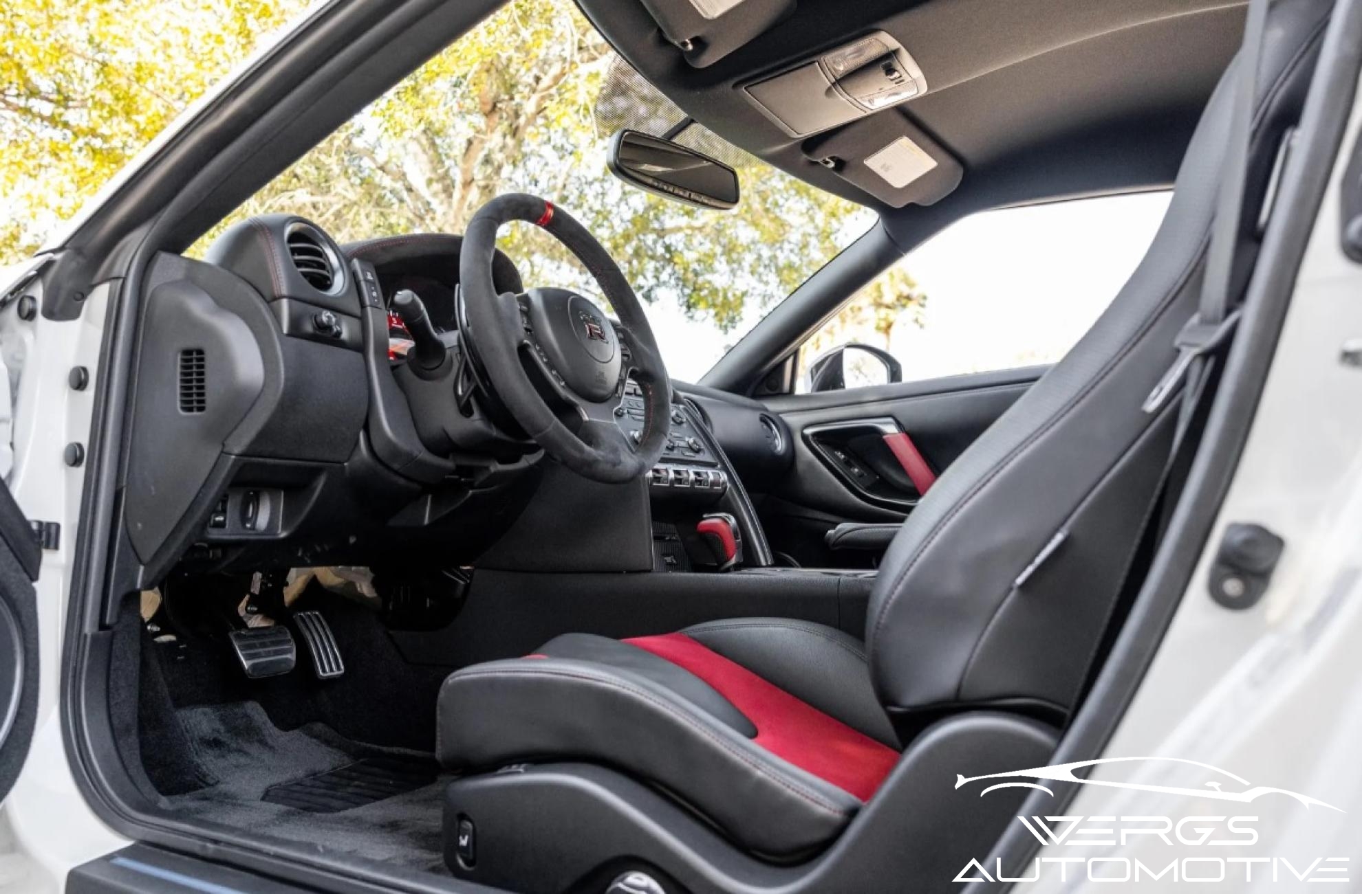 2016 Nissan GT-R Nismo Coupe