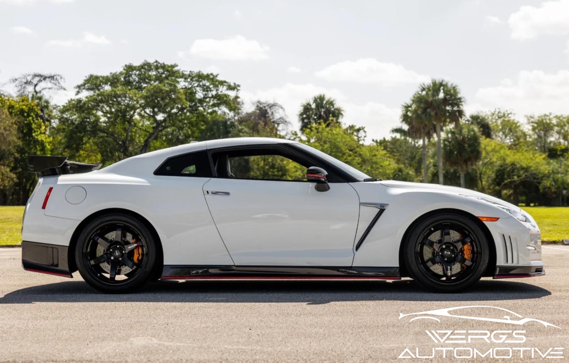 2016 Nissan GT-R Nismo Coupe